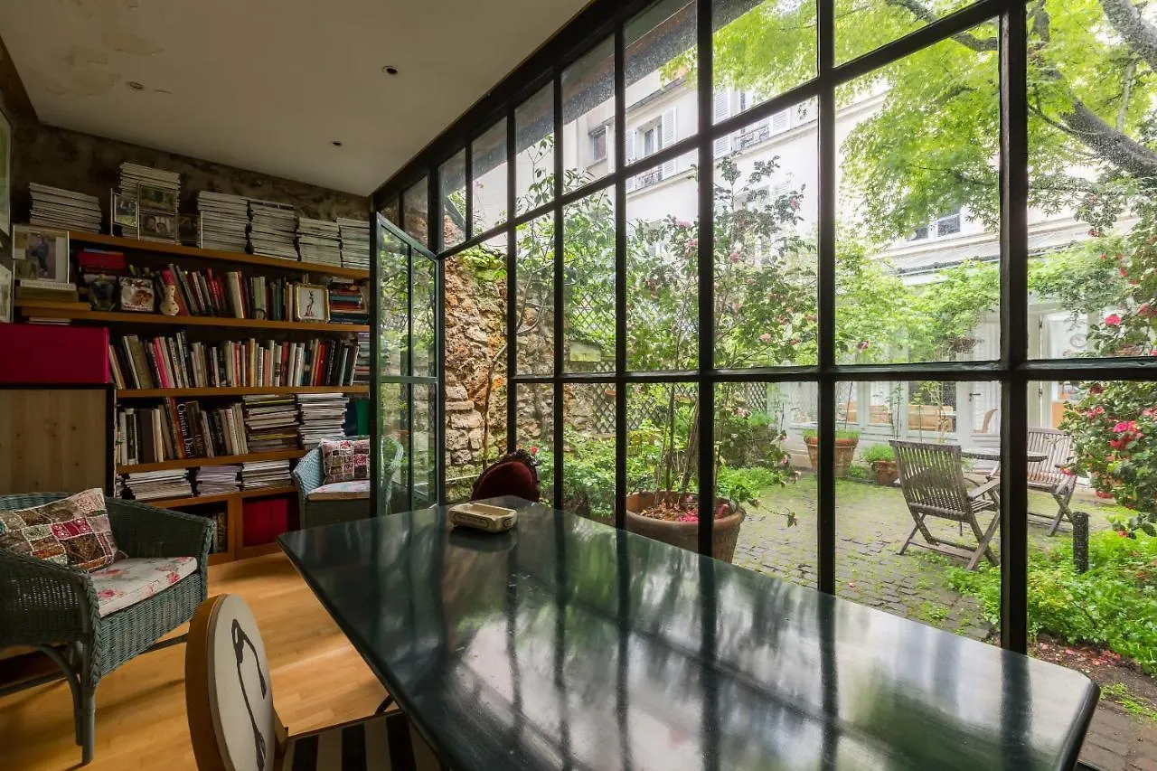 Veeve - Charming Townhouse Near Parc Montsouris בית נופש