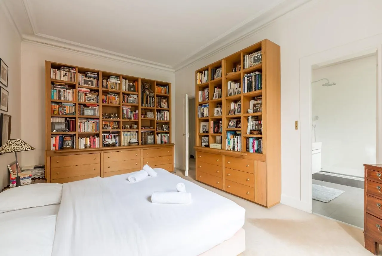 Veeve - Charming Townhouse Near Parc Montsouris פריז