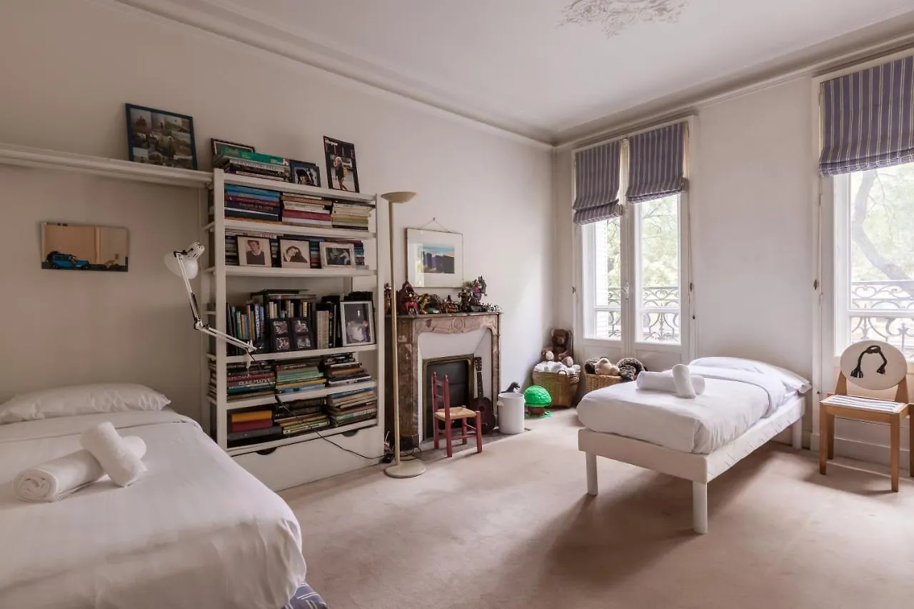 Veeve - Charming Townhouse Near Parc Montsouris פריז